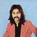 دانلود آهنگ قد بلند ابرو کمون چشماش سیاهه وای دانلود آهنگ قد بلند ابرو کمون چشماش سیاهه وای