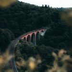 دانلود آهنگ تمام دنیا یک طرف تو یک طرف عزیزم