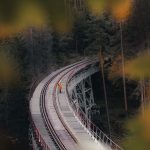 دانلود آهنگ این زندگی با تو زیباترم میشه