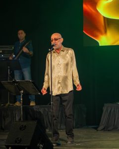 Dige Ro Khake Vojodam