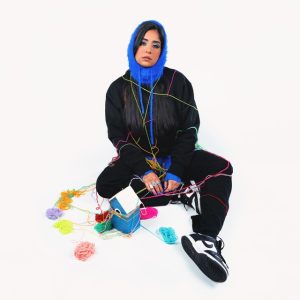 دانلود آهنگ هی دلمو میشکنی رو لبام اما هنوزم اسمتو میشنوی 1 Hey Delamo Mishkani