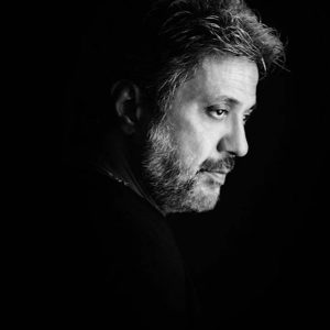 دانلود آهنگ مثل یک پلنگ زخمی پر وحشت نگاهم 1 Mesle Ye Palange Zakhmi