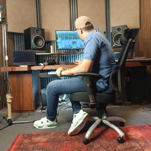 بیوگرافی فریبرز ملکی همراه عکس و تاریخ فعالیت های هنری و شغل و پیج های اصلی 4 fariborzz