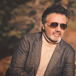دانلود آهنگ در جان عاشق من شوق جدا شدن نیست
