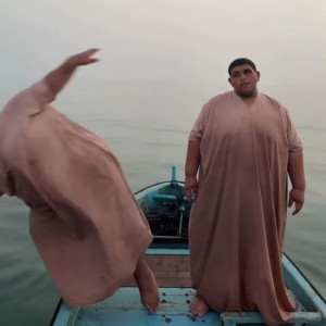 دانلود آهنگ چالش ترکی شلیک کردن و افتادن 1 Chalesh Torki Tofang