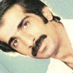 دانلود آهنگ مرد نوازنده ام میبینی که دل زنده ام