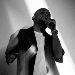 دانلود آهنگ با یه جمله یکی دلمو برده یجوری خوبه اون هر کی میبینه گفته