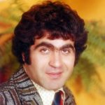 دانلود آهنگ آهای آهای گل دارم یه سبد سمبل دارم mp3 اصلی دانلود آهنگ آهای آهای گل دارم یه سبد سمبل دارم mp3 اصلی